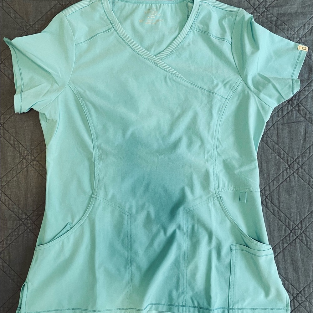 Cherokee Infinity Women’s 4-pocket stretch mock wrap scrub top